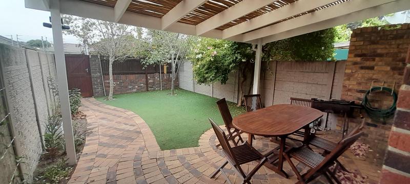 To Let 2 Bedroom Property for Rent in Plumstead Western Cape